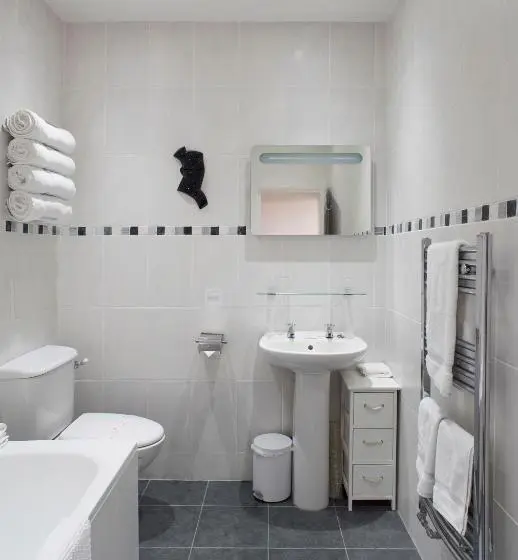 Apartament 2 Dormitoris, Rame Barton Guest House And Pottery