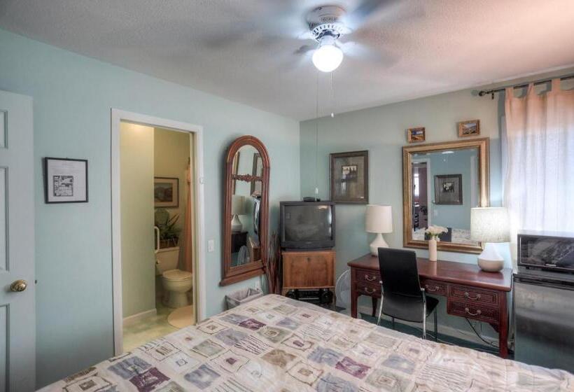 デラックスルーム, Beds By The Bridge