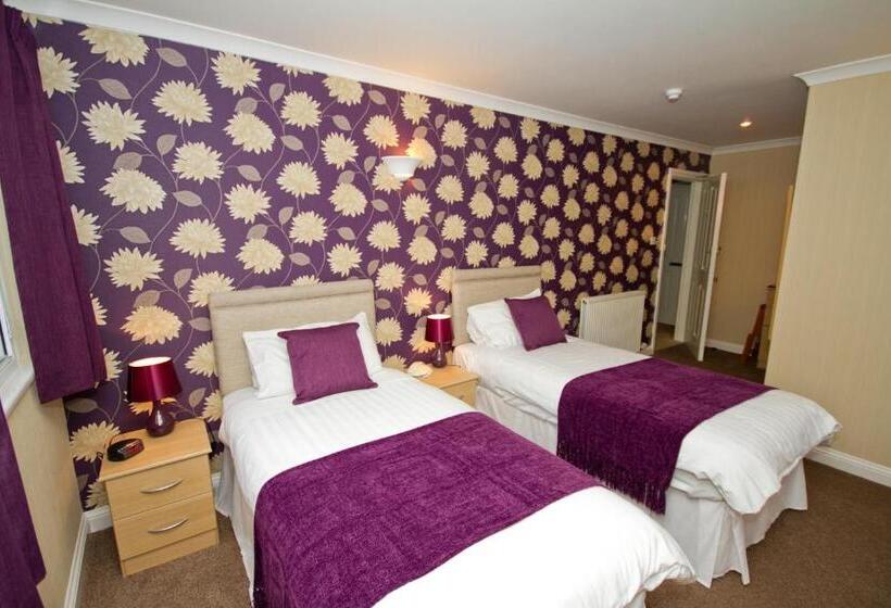 غرفة قياسية, Gwesty Minffordd