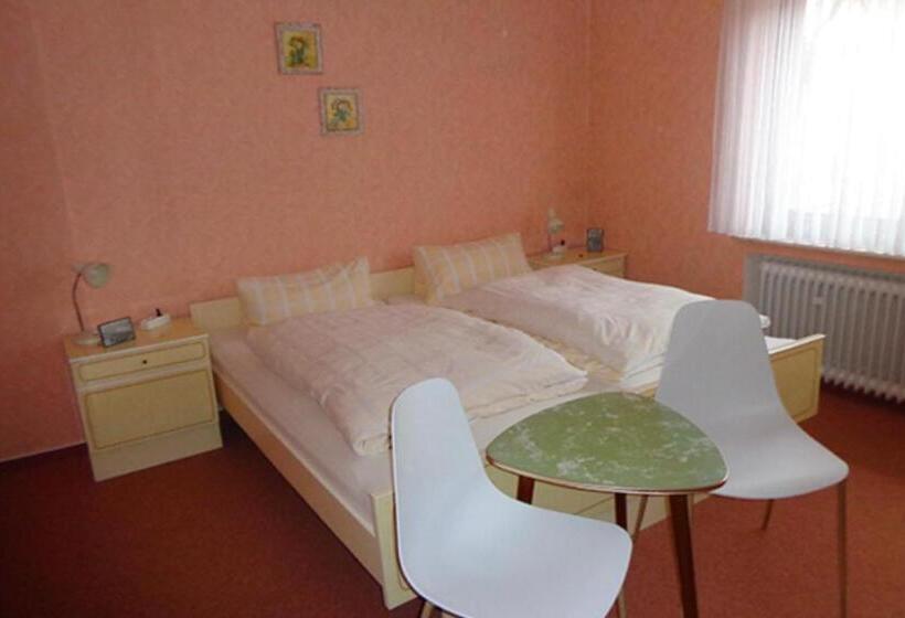 غرفة قياسية, Haus Erlen