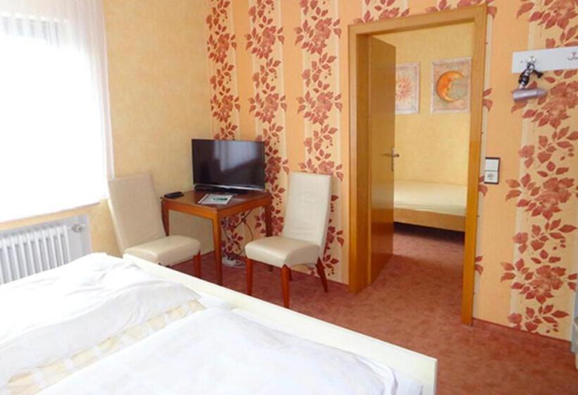 베이직 3인 룸, Haus Erlen