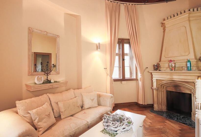 סוויטה, Jagdschloss Letzlingen