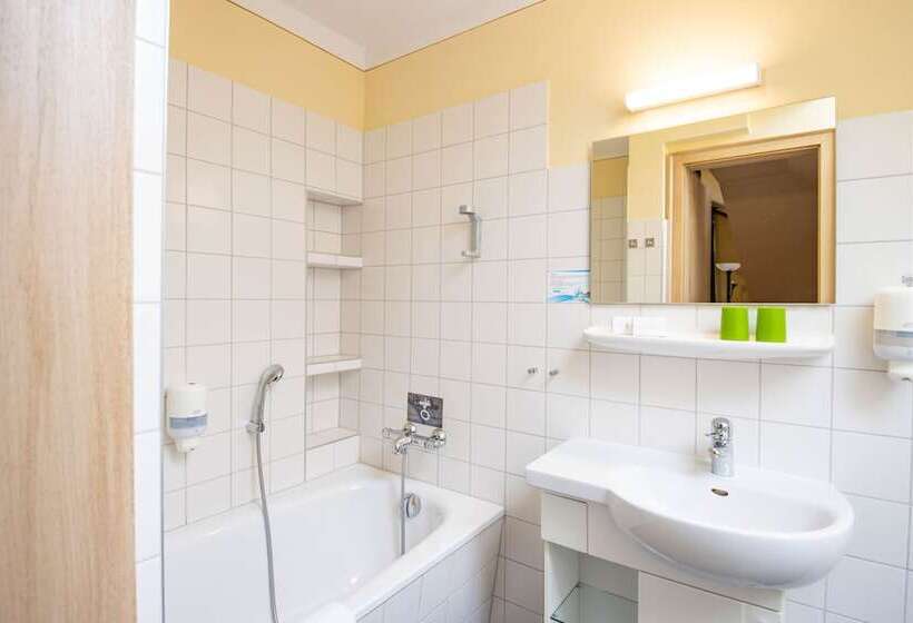 סוויטת ג'וניור, Jagdschloss Letzlingen