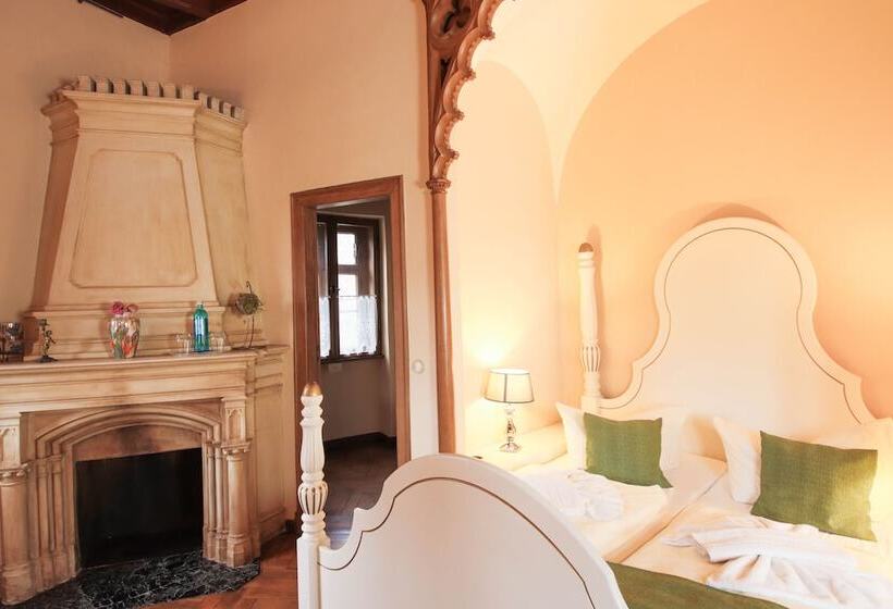 סוויטה, Jagdschloss Letzlingen