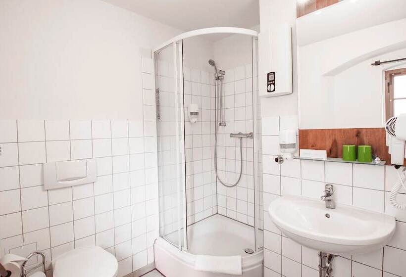 סוויטה, Jagdschloss Letzlingen