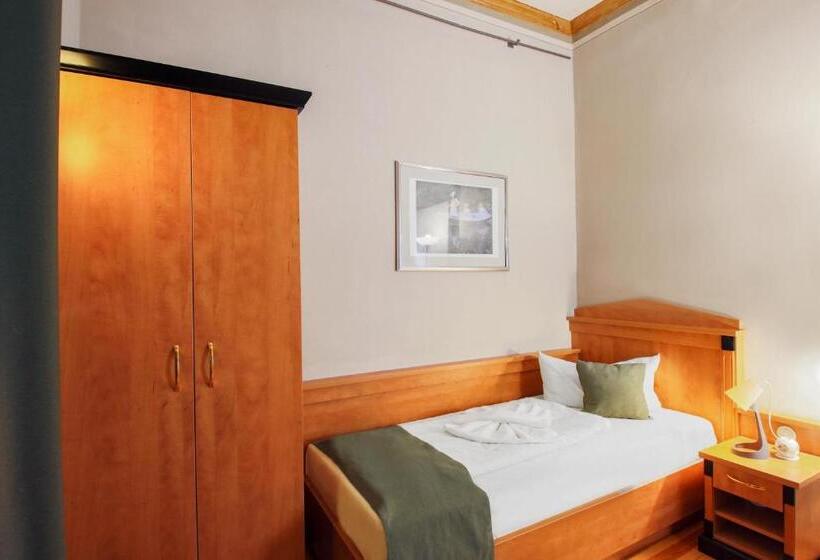 חדר סטנדרט יחיד, Jagdschloss Letzlingen