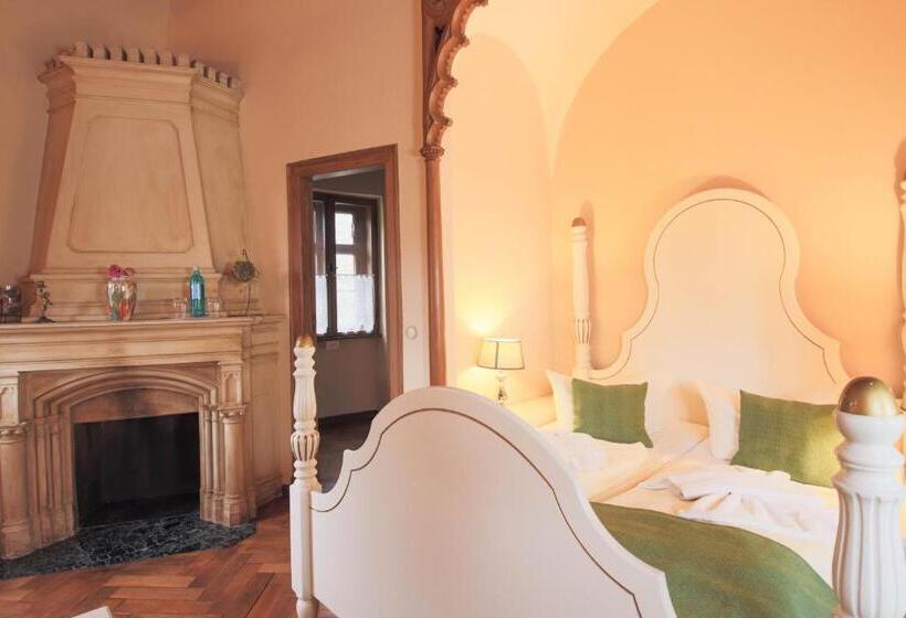 סוויטה, Jagdschloss Letzlingen