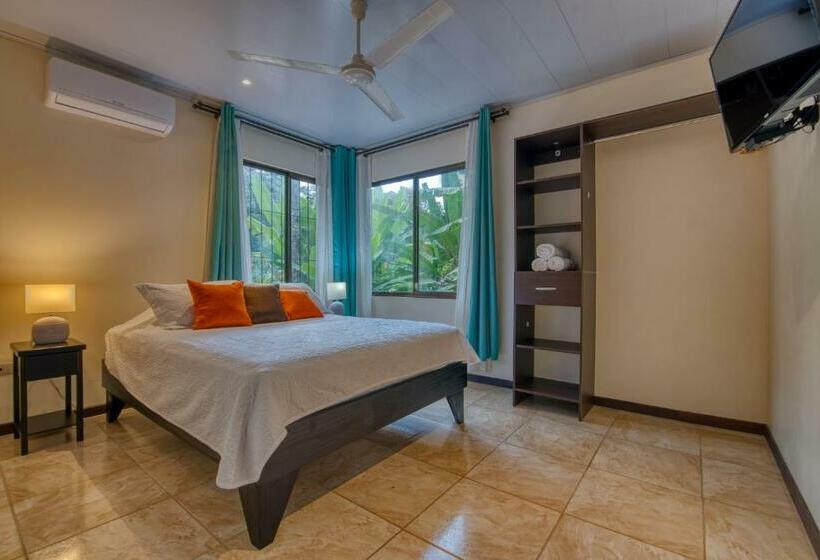 带2个卧室的公寓, Arococles