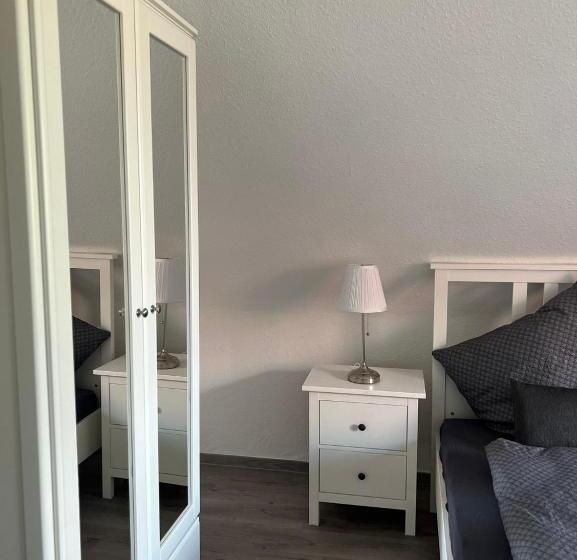 Семейный Номер Deluxe, Das Boitzer