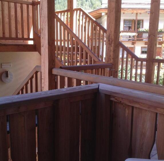 חדר סטנדרט לשלושה, Garni Pineta