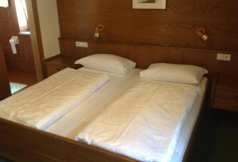 חדר סטנדרט, Garni Pineta