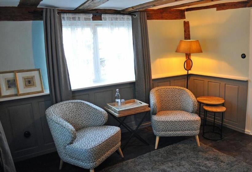 جناح سوبيريور, Hofgarten Rosa