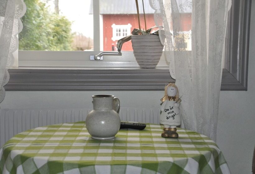 غرفة قياسية رباعية حمام مشترك, Kullagården