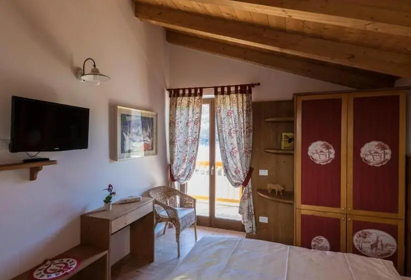 バルコニー付きデラックスルーム, Maso Scricciolo Farm House