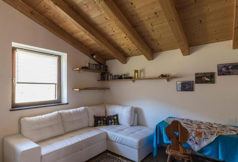 جناح جونيور مزوَّد بشرفة, Maso Scricciolo Farm House