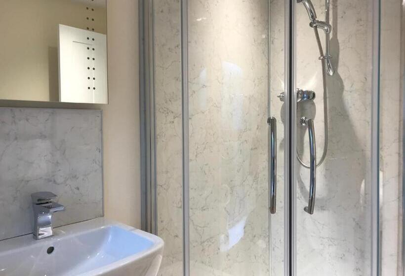 デラックスルーム, Dent Stores B&b