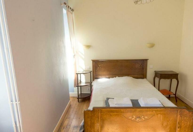 Номер Economy, Solomiac