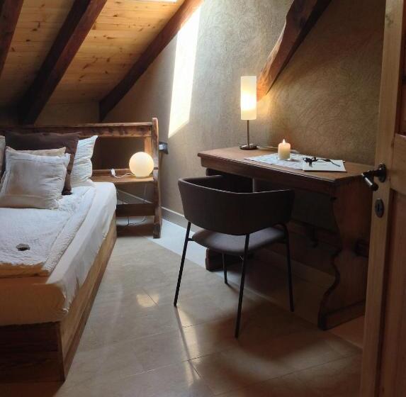 디럭스 룸, Vallarom