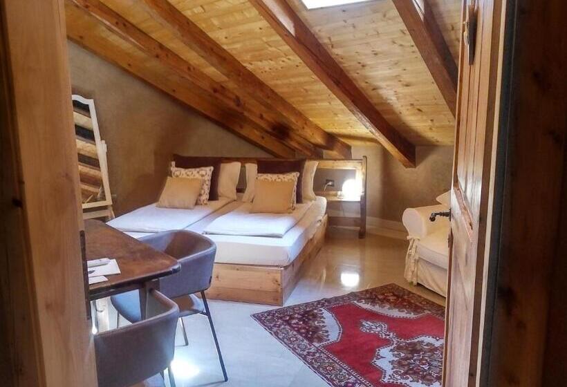 수피리어 트리플 룸, Vallarom