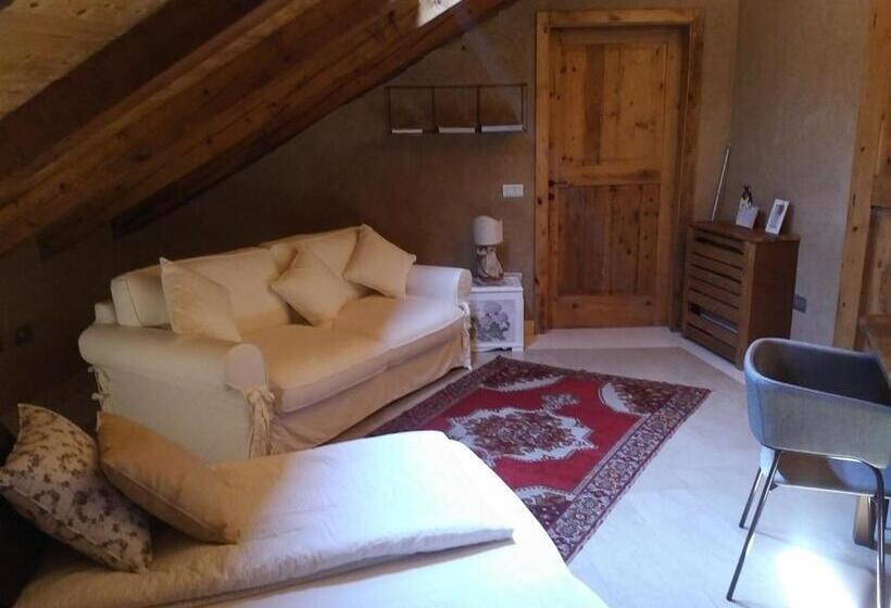 수피리어 트리플 룸, Vallarom