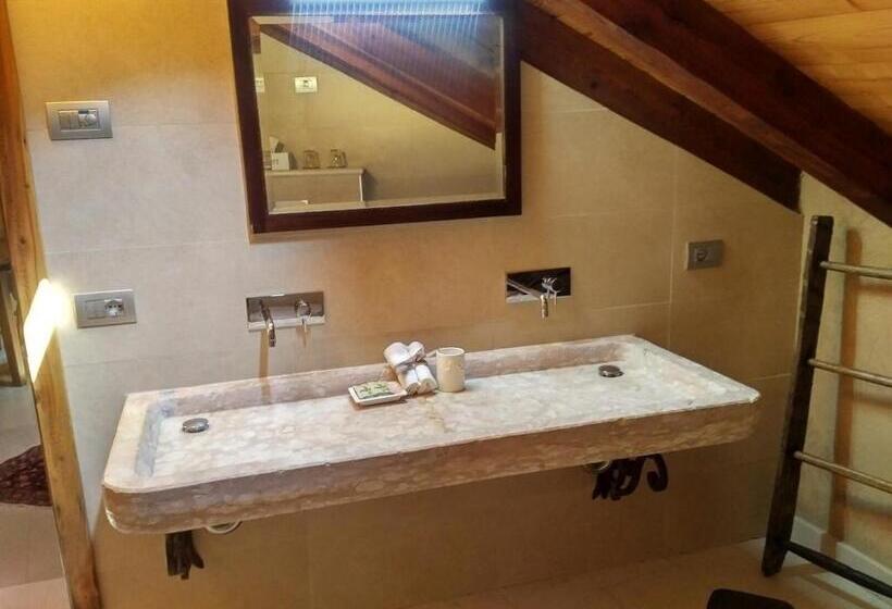 수피리어 트리플 룸, Vallarom