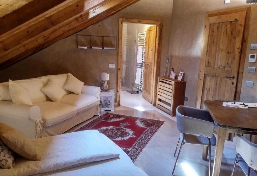 수피리어 트리플 룸, Vallarom