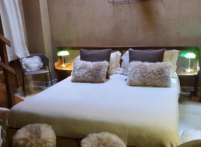 수피리어 트리플 룸, Vallarom