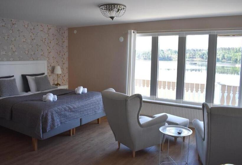 Suite with lake view, Håveruds Hotell Och Konferens