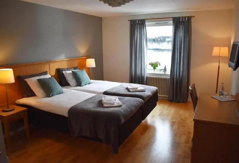 デラックスルーム, Håveruds Hotell Och Konferens