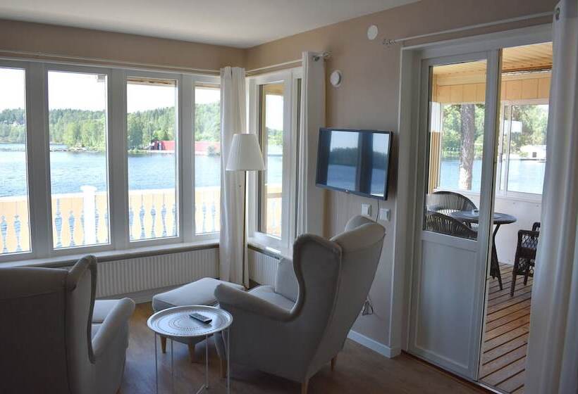 Suite with lake view, Håveruds Hotell Och Konferens