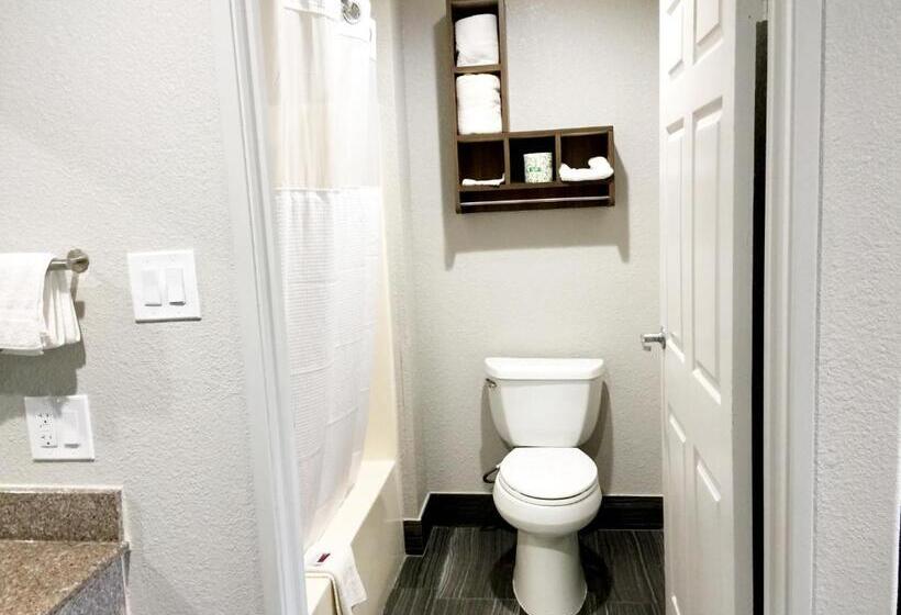 Четырехместный Номер Стандарт, Americas Best Value Inn & Suites Mont Belvieu Houston