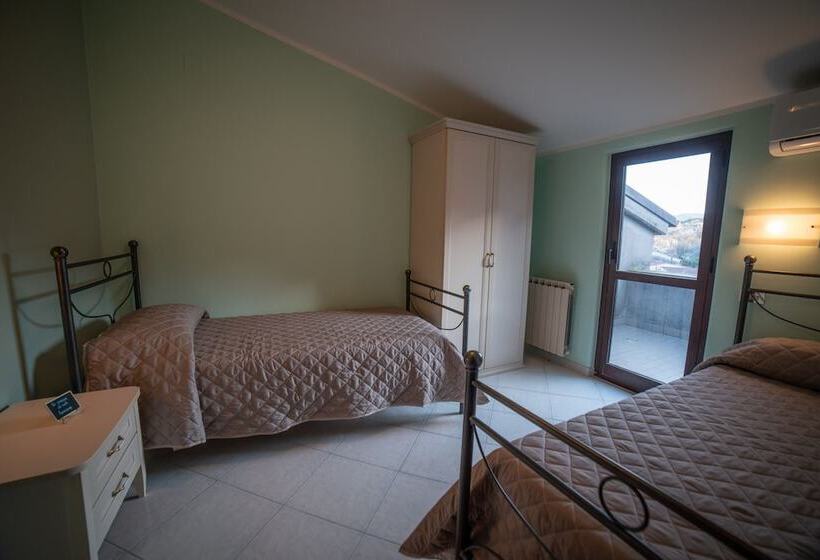 חדר משפחתי מקשר, B&b Oikos