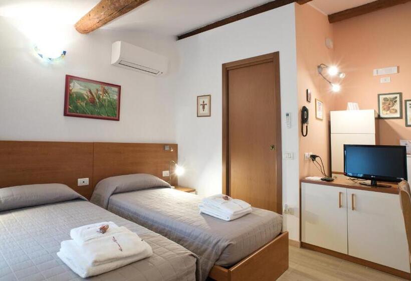 클래식 룸, B&b La Casa Di Rosa