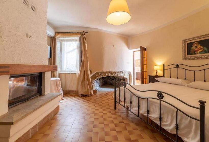 חדר דלוקס לשלושה, Antico Convento