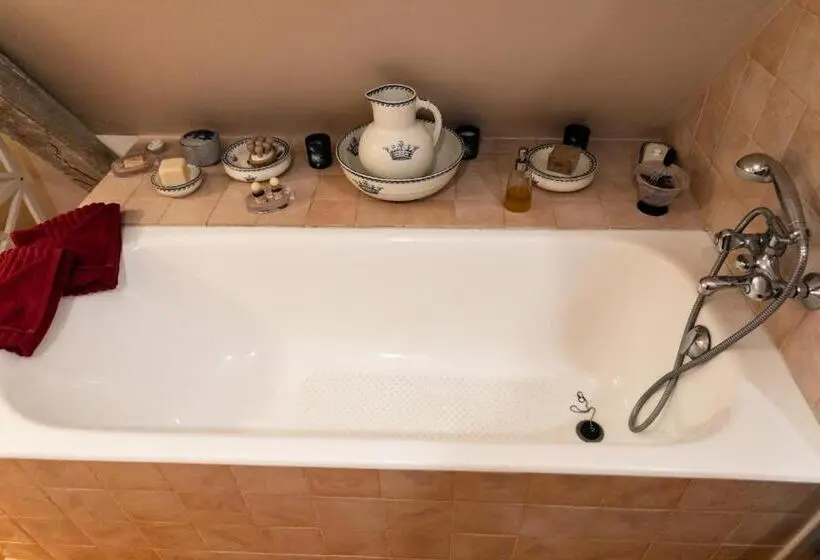 スイート, Manoir Du Bois Noblet