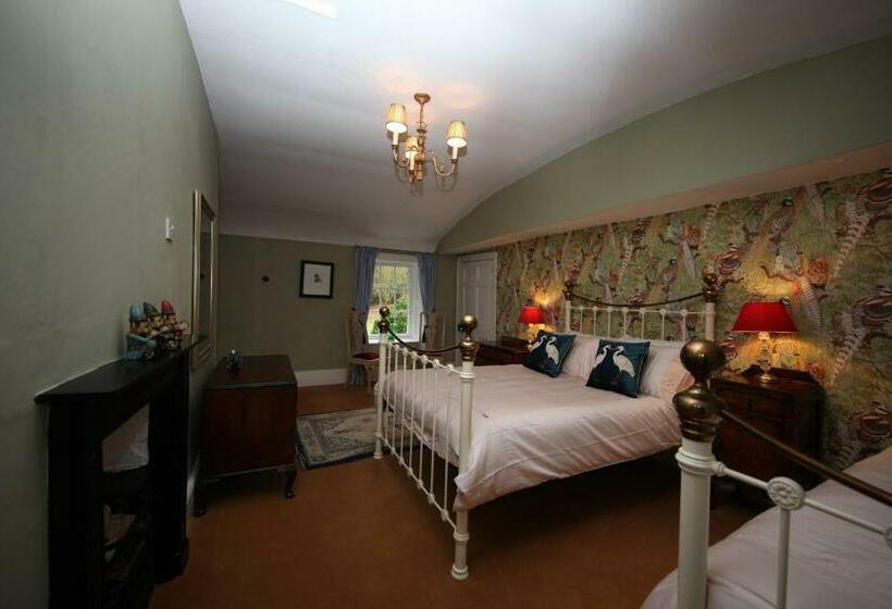 חדר סטנדרט לשלושה עם נוף לגינה, Plas Esgair