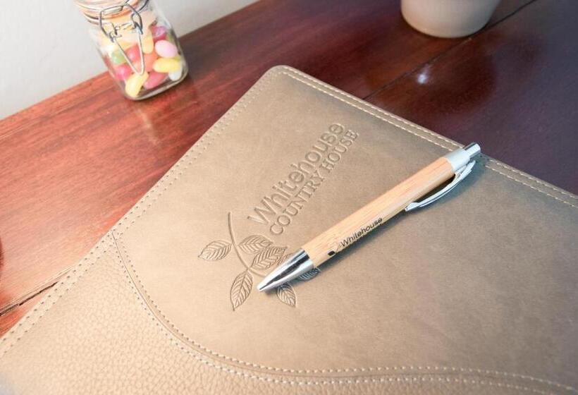 חדר סטנדרט, Whitehouse Country House