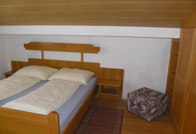 شقة غرفتين, Ferienwohnung Ski Hans