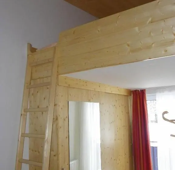 バルコニー付2ベッドルームアパートメント, Ferienwohnung Ski Hans