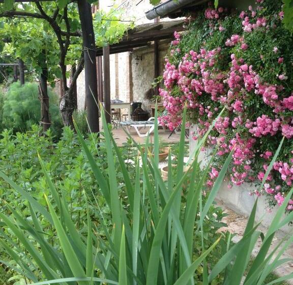 Студио Стандарт Вид на Сад, Abbazia Sette Frati Agriturismo Fratres
