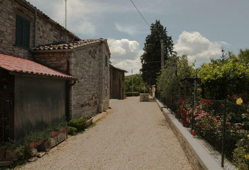 جناح, Agriturismo Podere Acqualoreto