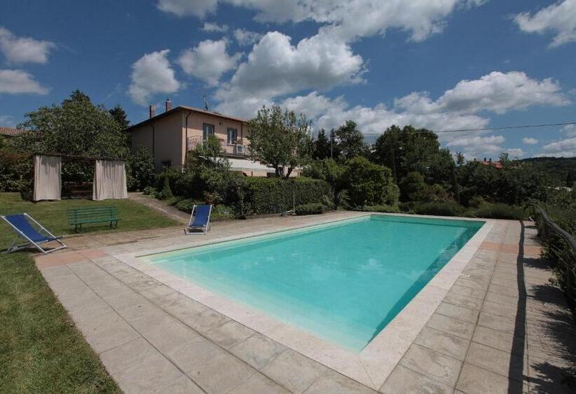 جناح سوبيريور, Agriturismo Podere Acqualoreto