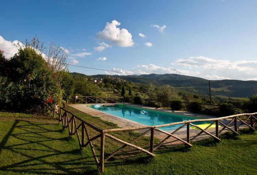 جناح جونيور مطل علي البحيرة, Agriturismo Podere Acqualoreto