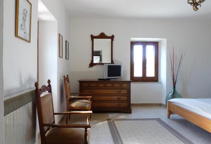 شقة غرفة واحدة, Agriturismo Podere Acqualoreto