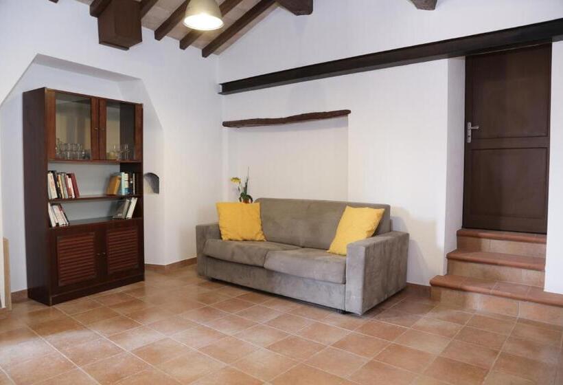 شقة ديلوكس غرفة واحدة, Agriturismo Podere Acqualoreto