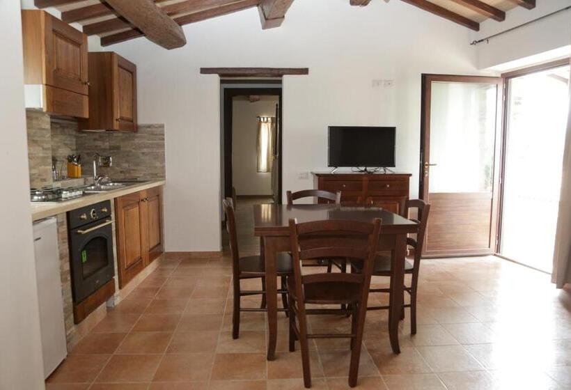 شقة ديلوكس غرفة واحدة, Agriturismo Podere Acqualoreto