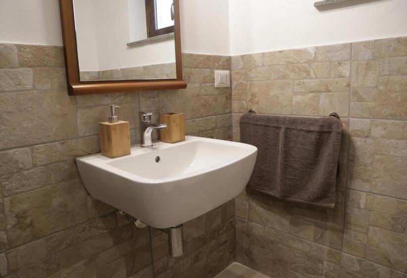 Люкс Повышенной Комфортности, Agriturismo Podere Acqualoreto