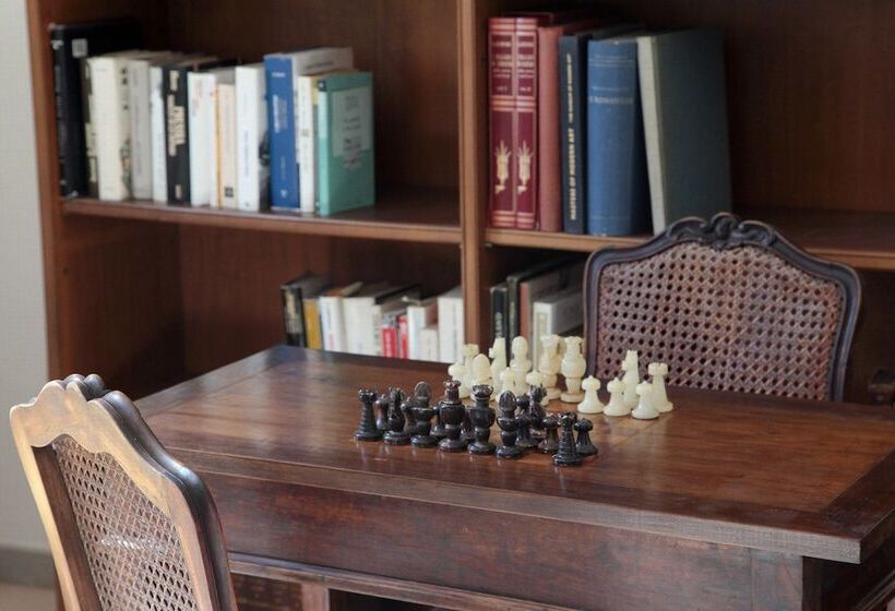 جناح, Agriturismo Podere Acqualoreto