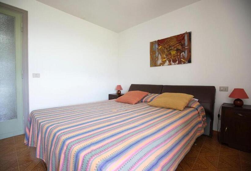 2 Bedrooms Apartment Mountain View, Agriturismo Podere Acqualoreto