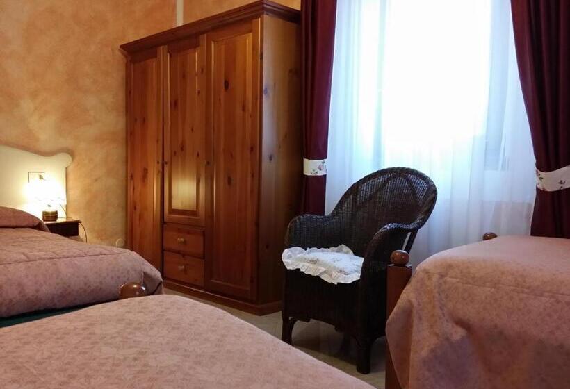 4인용 스탠다드 룸, Albergo Diana